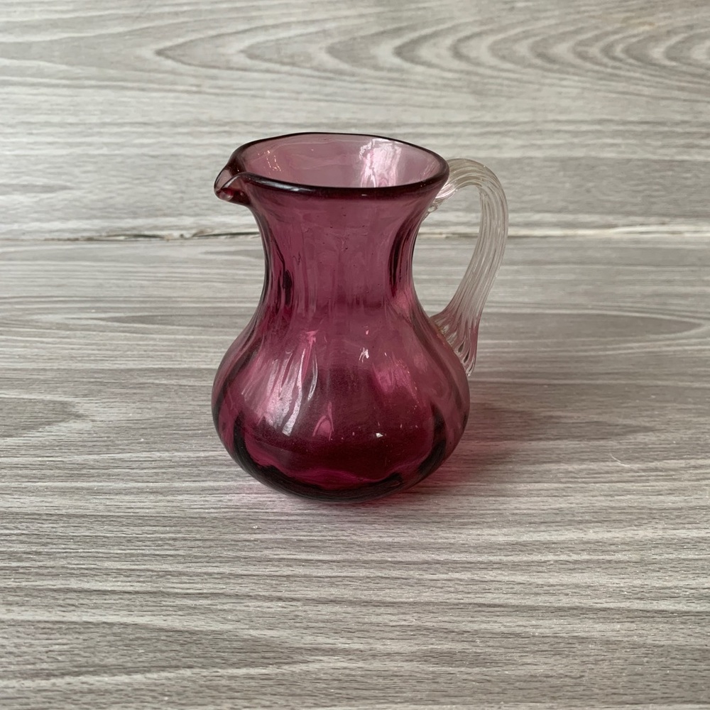 VINTAGE , ANTIQUE  CRANBERRY ART GLASS SYRUP PITCHER Creamer CLEAR HANDLE
